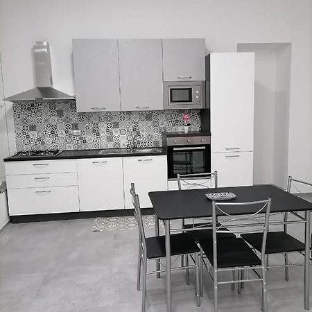 Darsena Apartments1 Molfetta Bagian luar foto