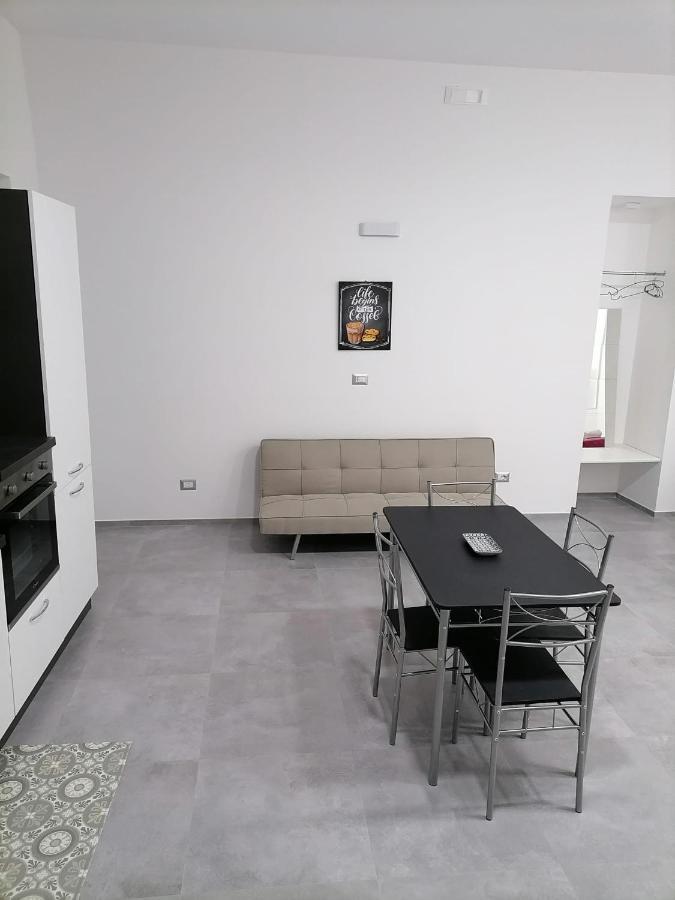 Darsena Apartments1 Molfetta Bagian luar foto